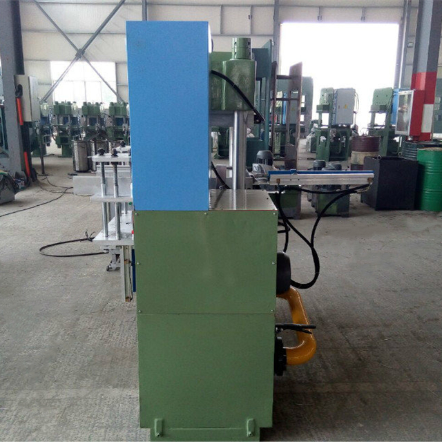 1500 KG Weight Qingdao HUICAI Rubber Vulcanizing Press for Smooth Operation