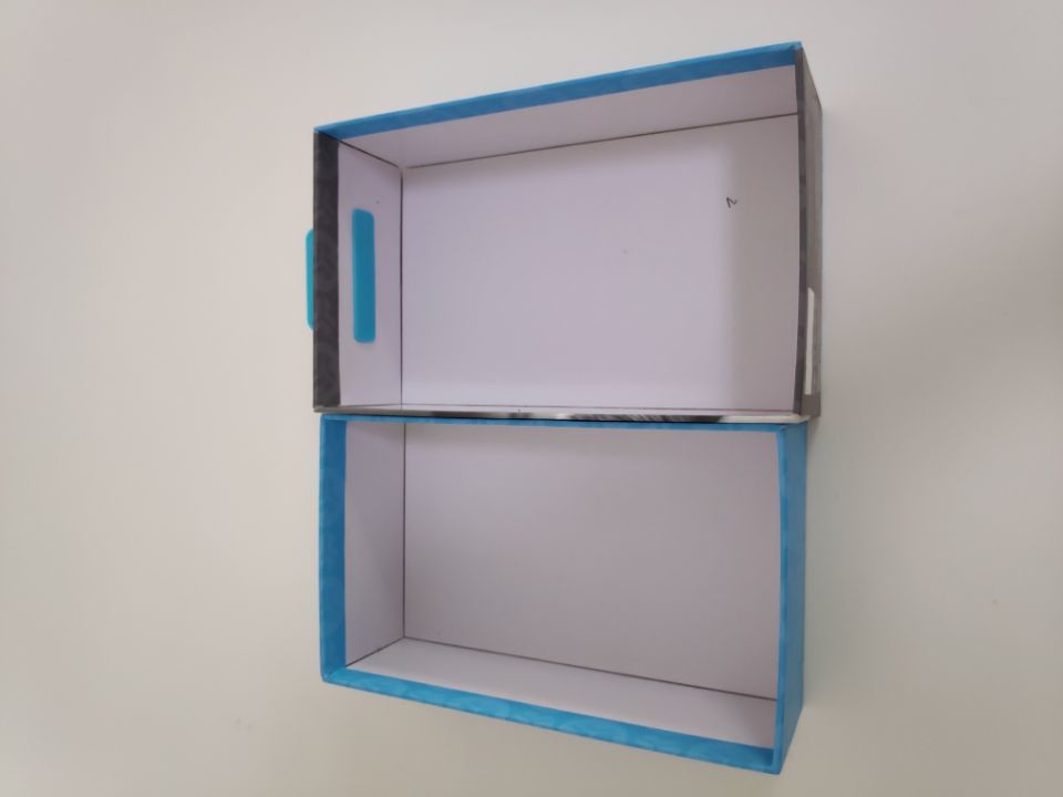 Luxury custom cardboard base&lid packaging box for earphone product with plastic handle
