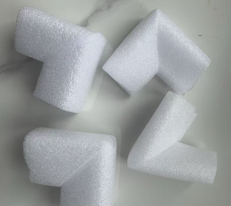 Manufacturers wholesale pearl cotton L-type edge guard corner transport doors and Windows pearl cotton edge wrap strip wrap corner EPE foam