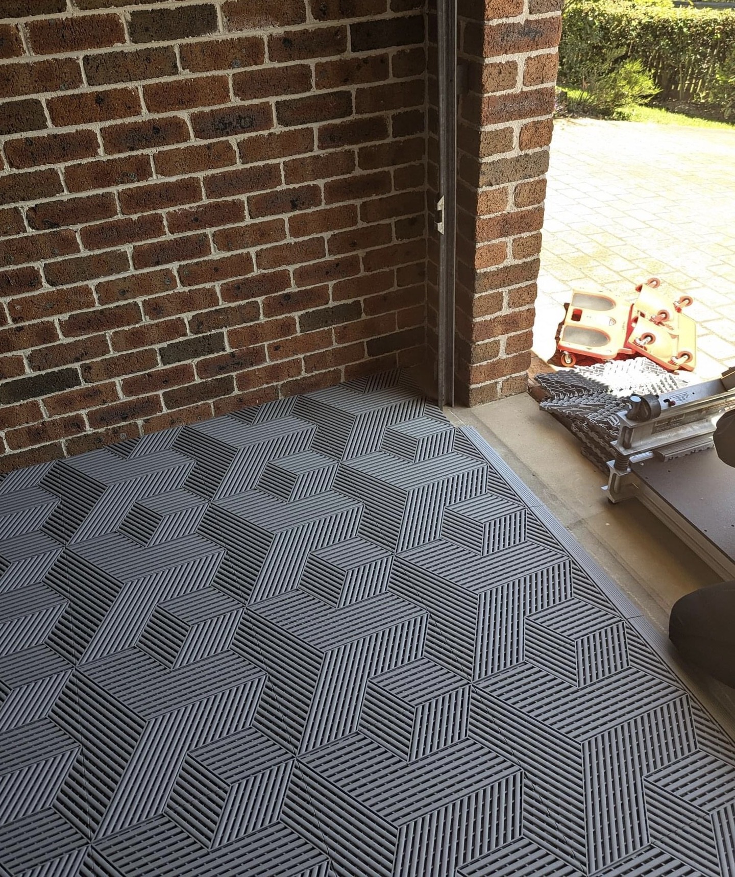 Three Dimensional 19mm Garage Tiles Interlocking Heavy Duty Garage Floor Squares