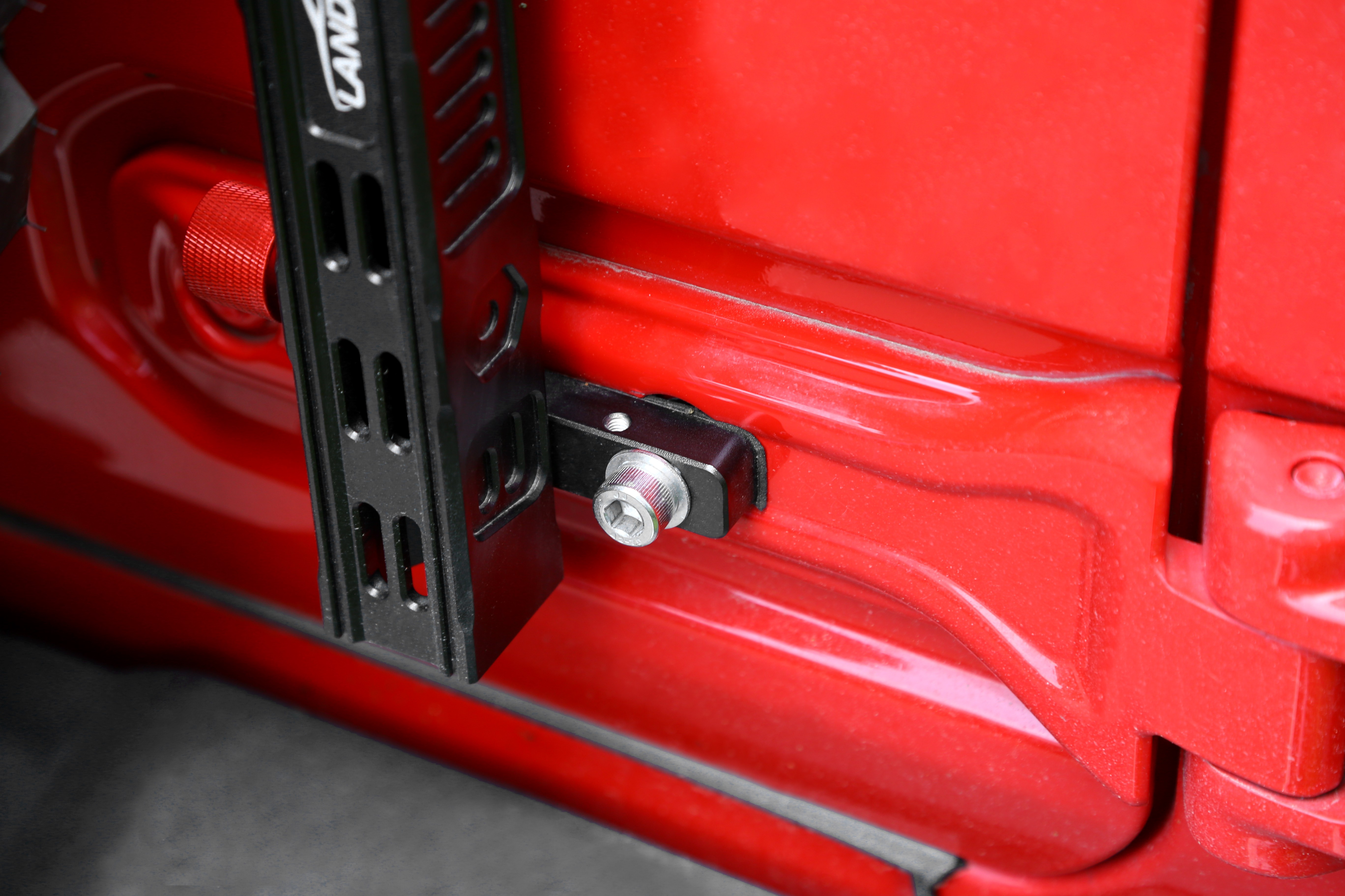 Easy Installed Flagpole Holder Bracket for Jeep Wrangler Tank 300 4x4 Off Road Vehicle