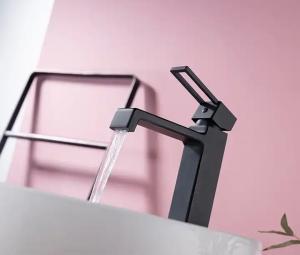 Quality Brass Bathroom Mixer Tap Hot And Cold Bathroom Faucet Multifunctional wholesale