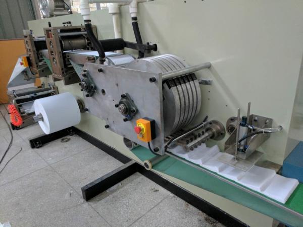 Toilet Seat Cover Paper Napkin Making Machine 100PCS/ Min Speed 380mm Jumbo Roll