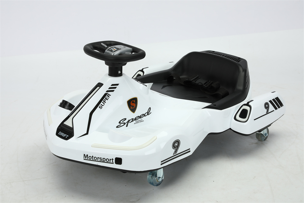 Unisex 2.4G Remote Control Kids Baby 12V7 Electric Toy Car Suitable for 3-8 Year Olds