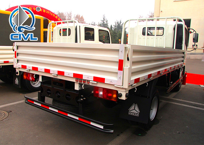 Flatbed Light Duty Trucks /Fence Light Cargo Truck Extended Cab Lorry Truck 140hp Engine