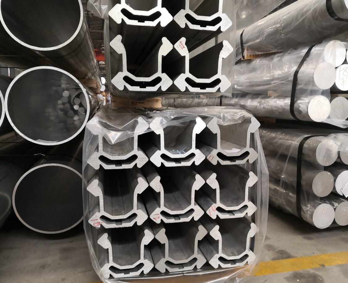 S1D Aluminium Extruded Profiles Retractable Feed Beam 5650MM