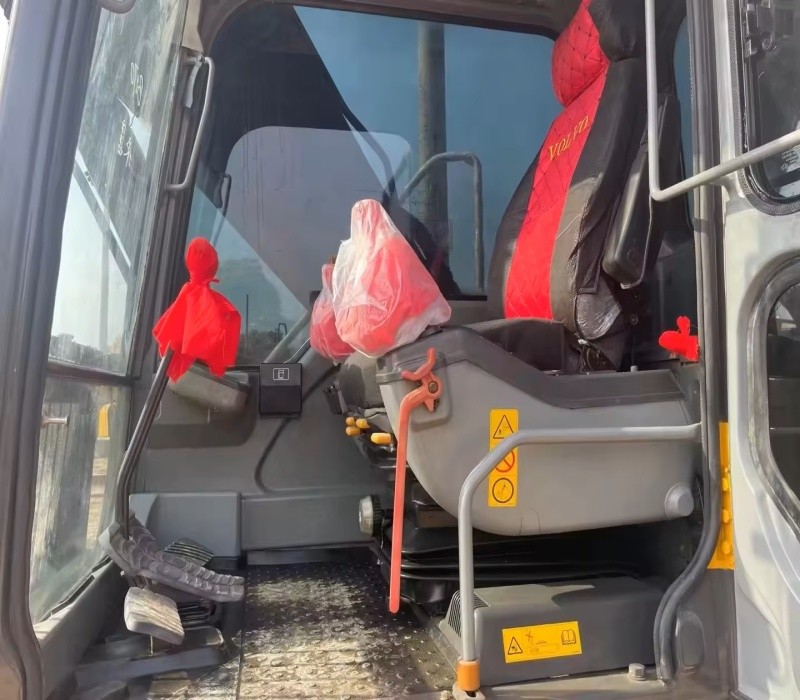 14L Coolant Used Vollvo Excavator Max Travel Speed 5.15km/h