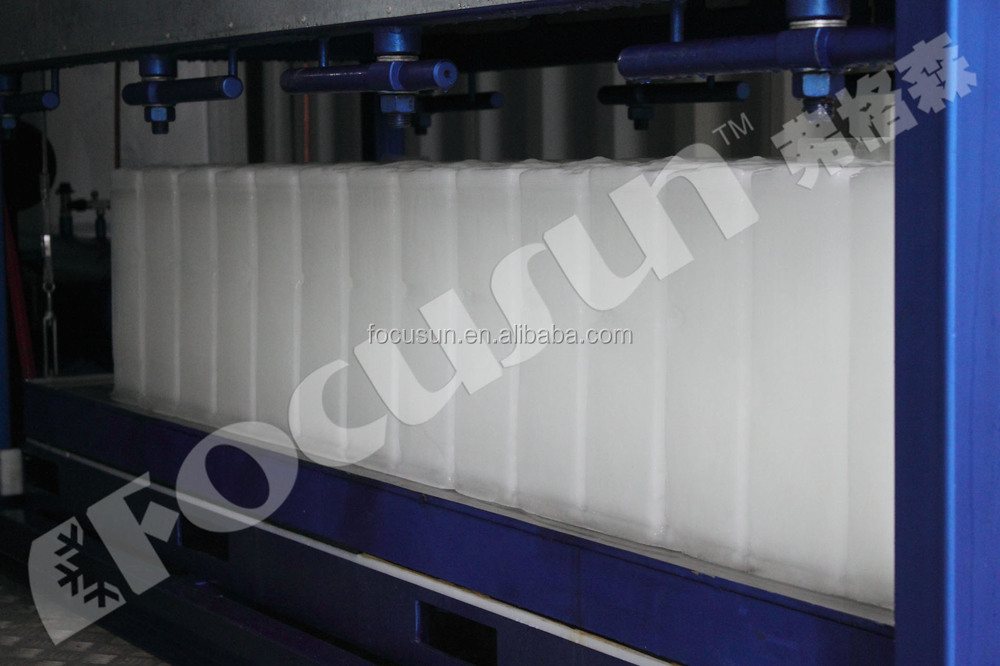 Space-Saving Ice Block Making Machine 380v/220V Voltage Perfect for Small Spaces
