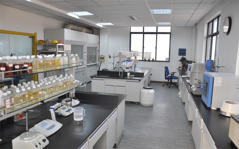 LSR-35 Surface Sizing Agent Paper Making White Emulsion PH 2-4 Cationic Rosin Quaternary Ammonium Salt