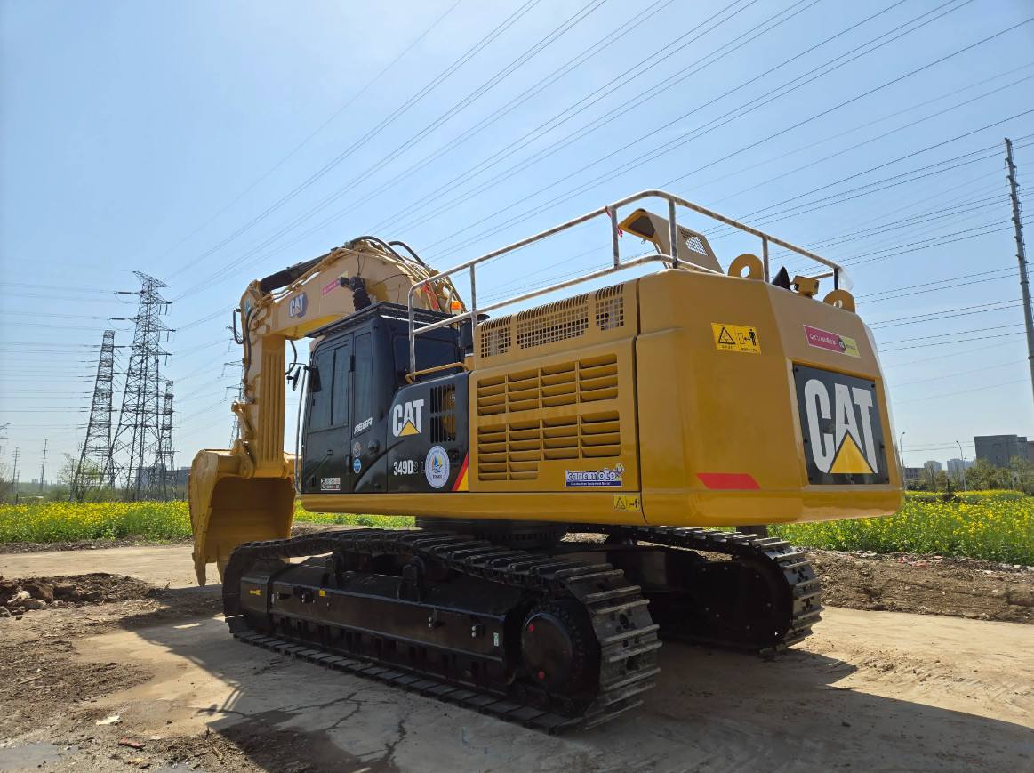 CAT 349D2L Multi Purpose Excavator Low Price Bucket Capacity 3.2 Top Sale