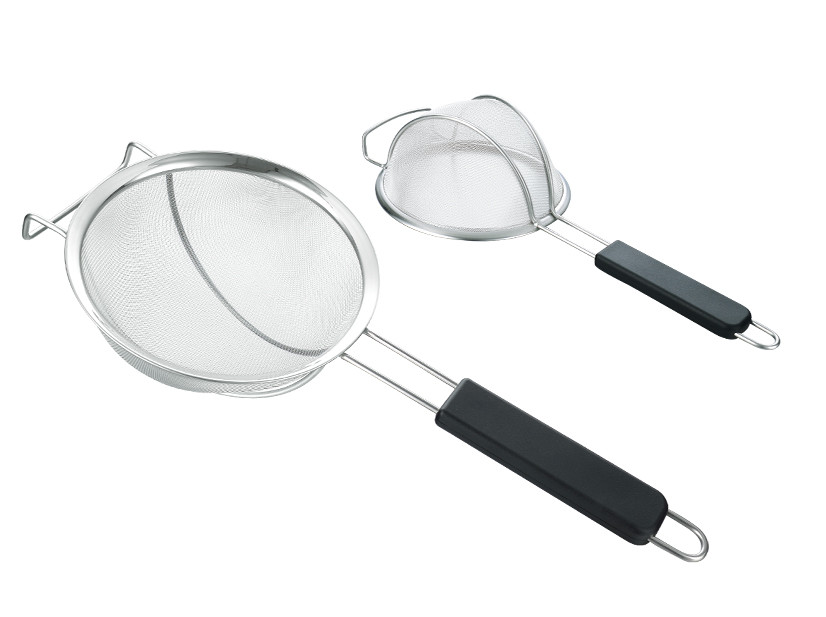 Good helper for cooker Stainless steel large colander with long handle in kitchen tea and coffee strainer