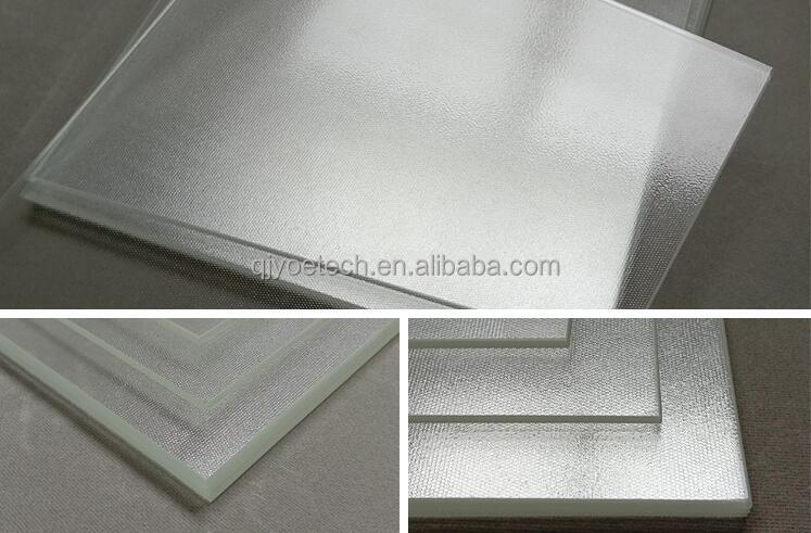 Hollow Structure Ultra Clear Tempered Solar Glass for Solar Panels