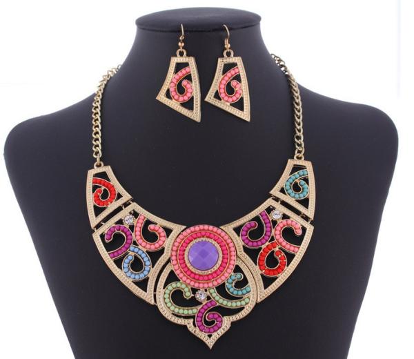 Vintage jewelry alloy hollow beads necklace with diamond earrings clavicle /