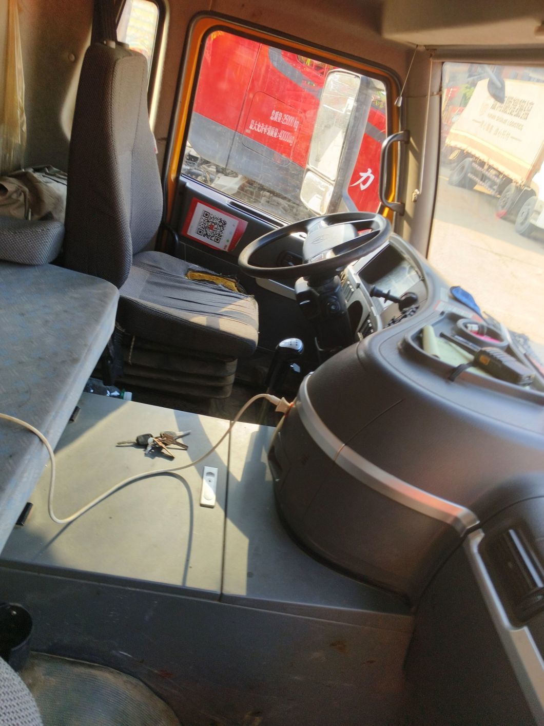 17 Years SA Ny Heavy Industry Used Mobile Truck Crane Hydraulic Crane 130 Tons