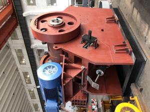 China Yellow and White Shanbao Crusher PE series and 10 X 36 Jaw Crusher Stone Gray Mining Rock Crusher Construction on sale