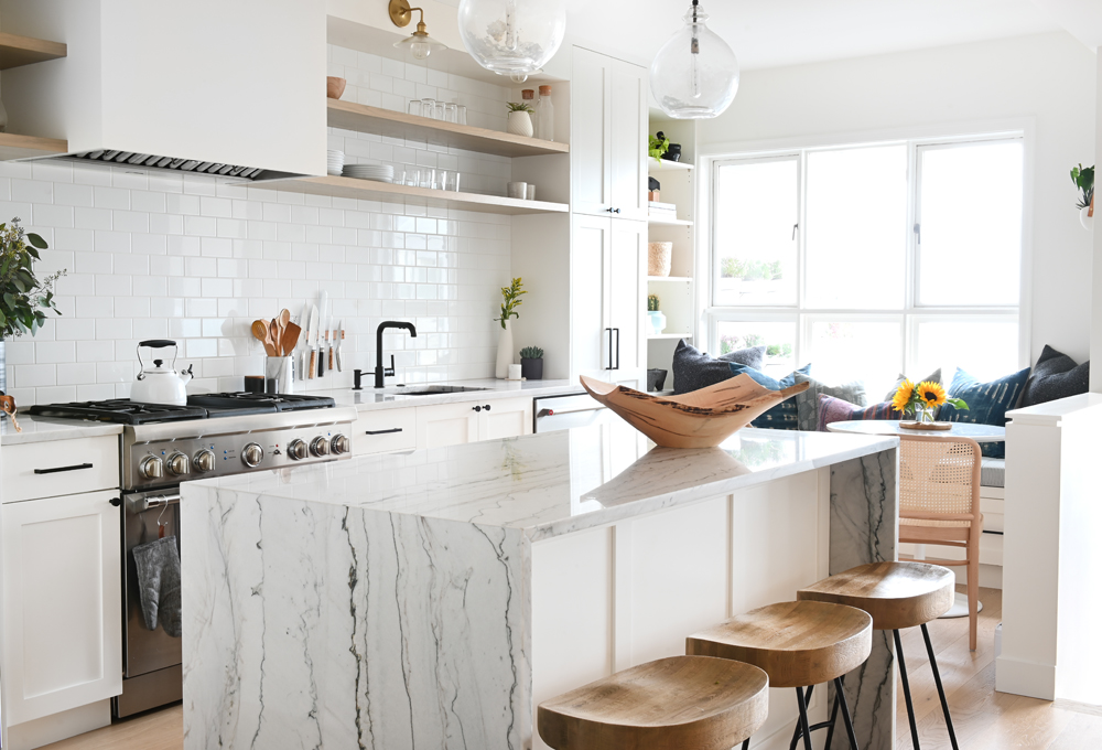 Customized Melamine Finish Kitchen Cabinet Furniture in White Style for Modern Design