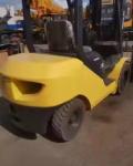 High-Performance Used Komatsu Forklifts 30 Komatsu FD30 3 Tons Stages Duplex