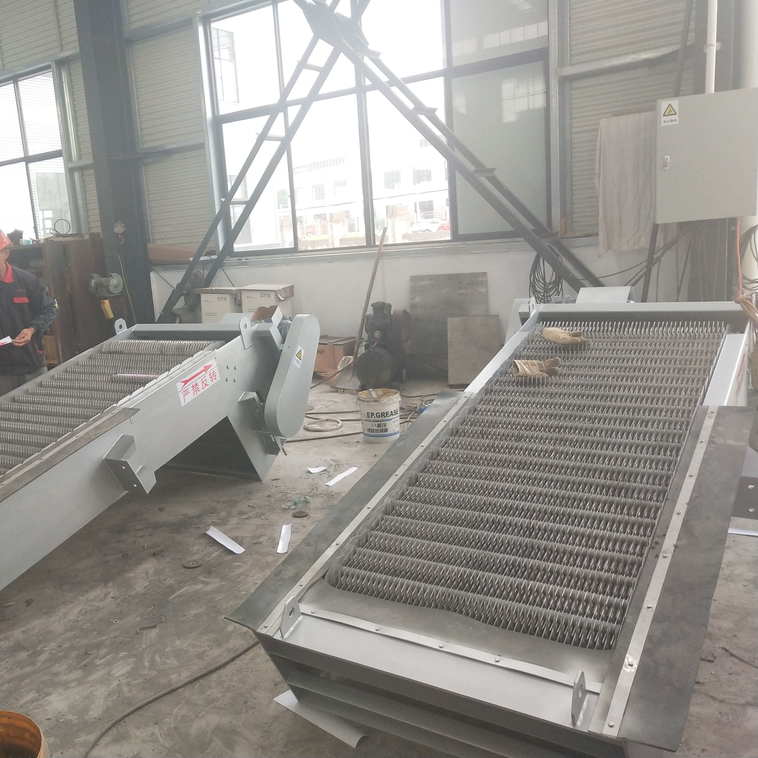 Wastewater Mechanical Bar Screen , SS304 Coarse Bar Screen