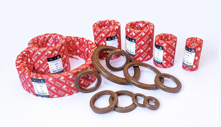 Double Lip FKM Oil Seal Mechanical O Ring Seal Hydraulic Pump Oil Sealing