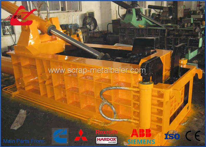 Mitsubishi PLC Forward Out Hydraulic Metal Compactor 18.5kW 1000-1200KG/H