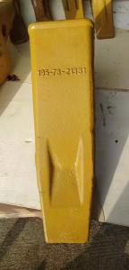Quality TIG Brand KOM D355A 195-78-21331 Ripper Teeth Excavator Bucket Teeth TIG Ripper Bucket Tips Wear Parts wholesale