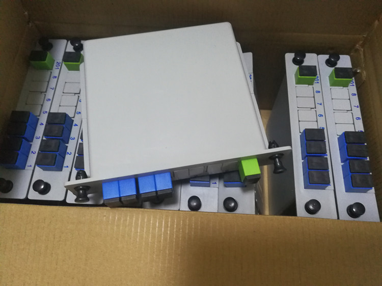 Cassette Inserting Type Plc Fiber Splitter , 1x16 Single Mode Fiber Splitter