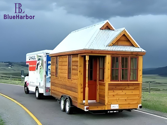 Trailer Prefab Tiny House With Imitation Wood Appearance
