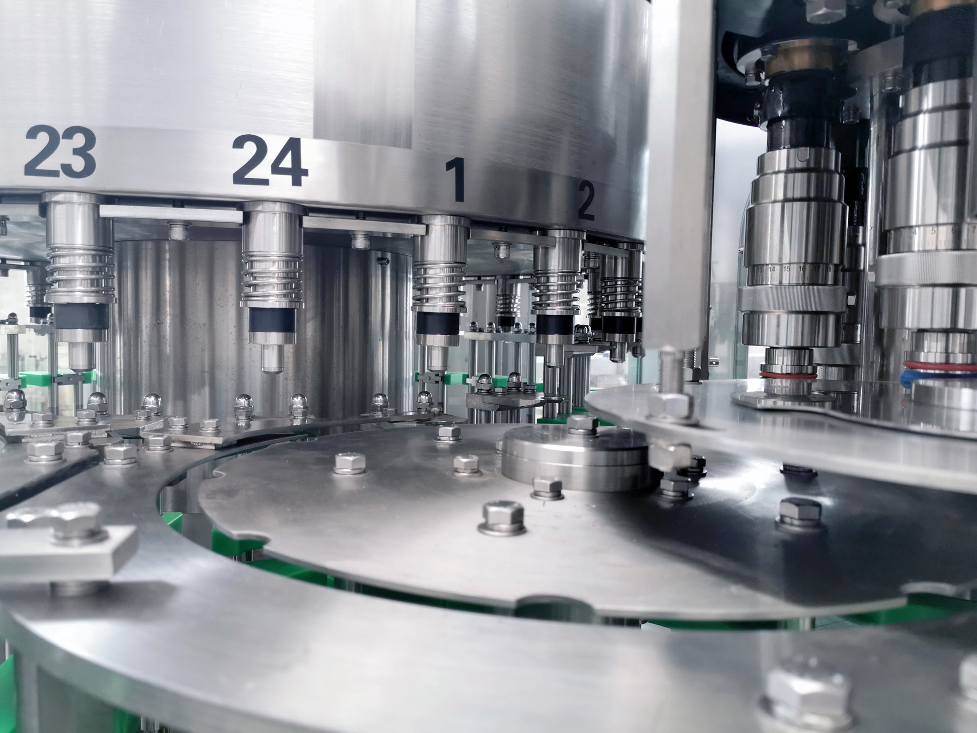 Industrial Turnkey Project Mineral Water Bottle Plant For High Capacity