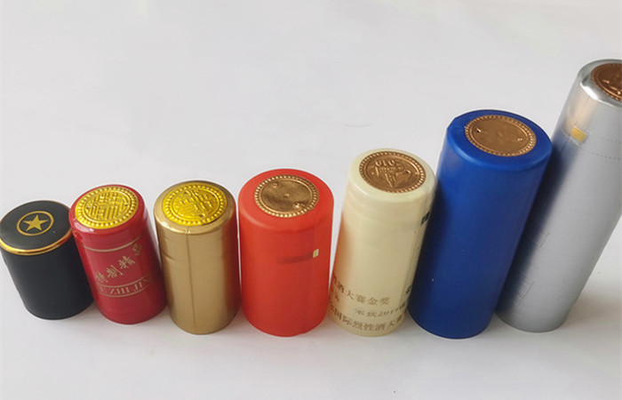 Glass Wine Bottle Shrink Caps Gold Black PVC Shrink Capsules SGS