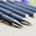 Gel pen,Promotional gel-ink pen with cap, iridescent rubber gel-ink pen