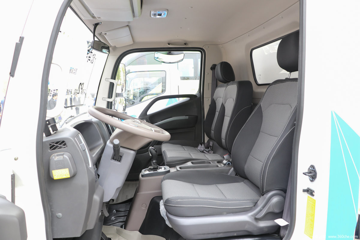 Cheap New Energy Vehicle Foton Refrigerated Truck 18 Cubic Gas-Electric Hybrid