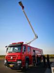 460hp 10 Wheeled Hydraulic Fire Truck , 18M Hydraulic Telescopic Water Rescue