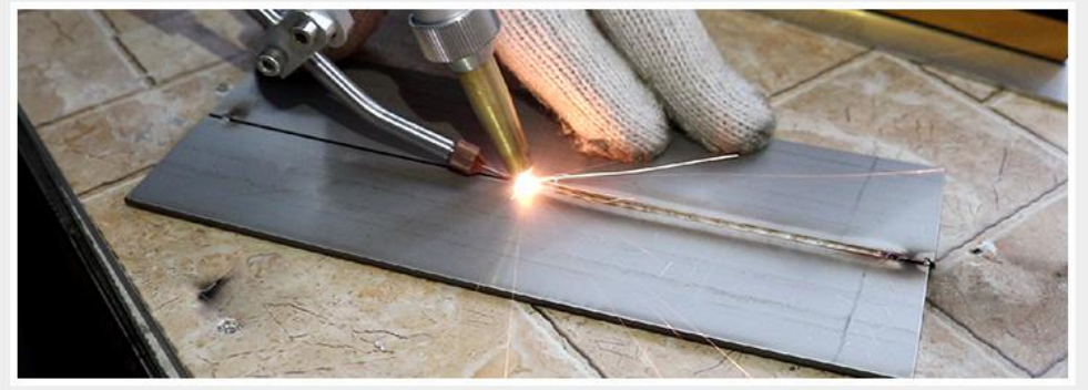 150 Watts Handheld Laser Welding Machine , Fiber Welding Cleaning Machine