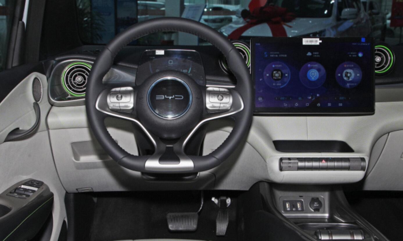 Max Speed 150km/h 2023 BYD Dolphin 405KM Freedom EV Car with Speed 0km and Battery Type Lithium Iron Phosphate Battery