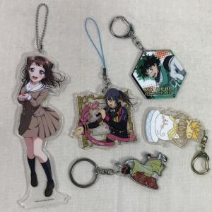 Quality Customized Acrylic keychain/pendent with Anime figure/star/Cartoon figure/Company Logo Printed wholesale