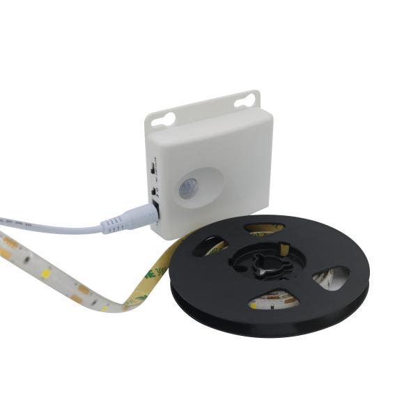 Cheap 2.0A IP65 DC12V 5M AA Battery LED Light Strip for sale