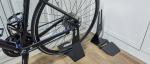 Standard 4mm Thickness Black Bicycle Floor Type Hub Mount Parking Rack Stand for