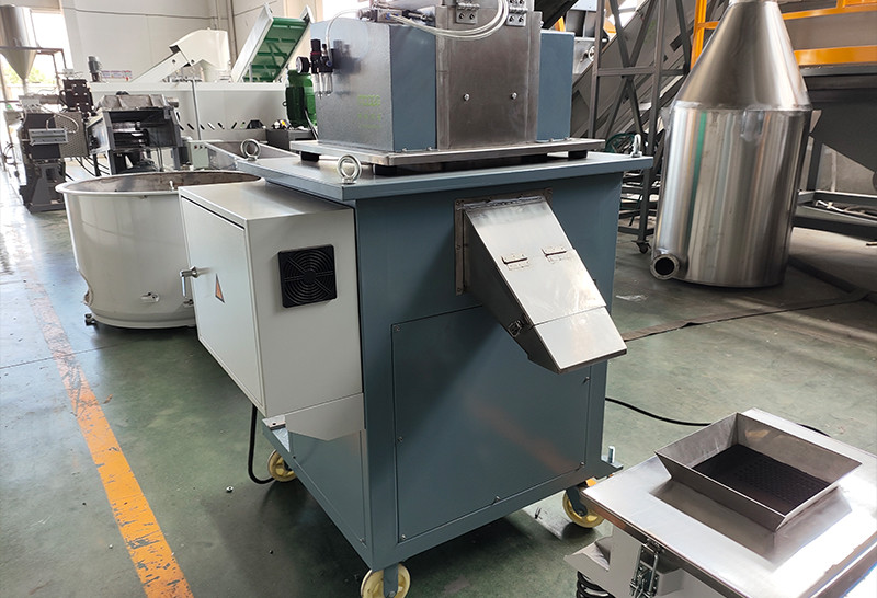 High Capacity Waste Pp Film Pe Plastic Strand Cooling Pelleting Line