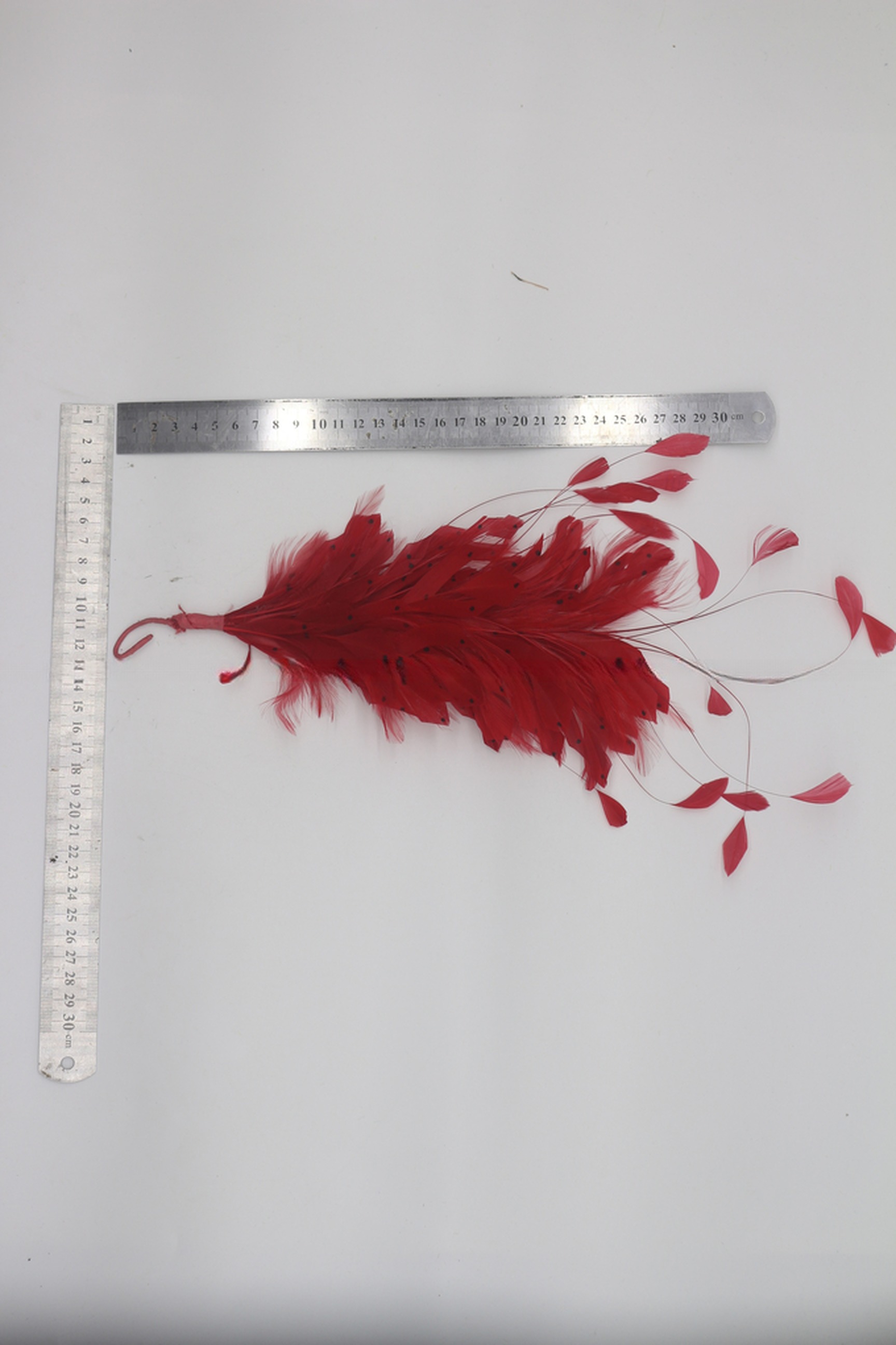 Wedding Occasion Goose Feather and Coque Feather Flower Mount with Wire Accessory