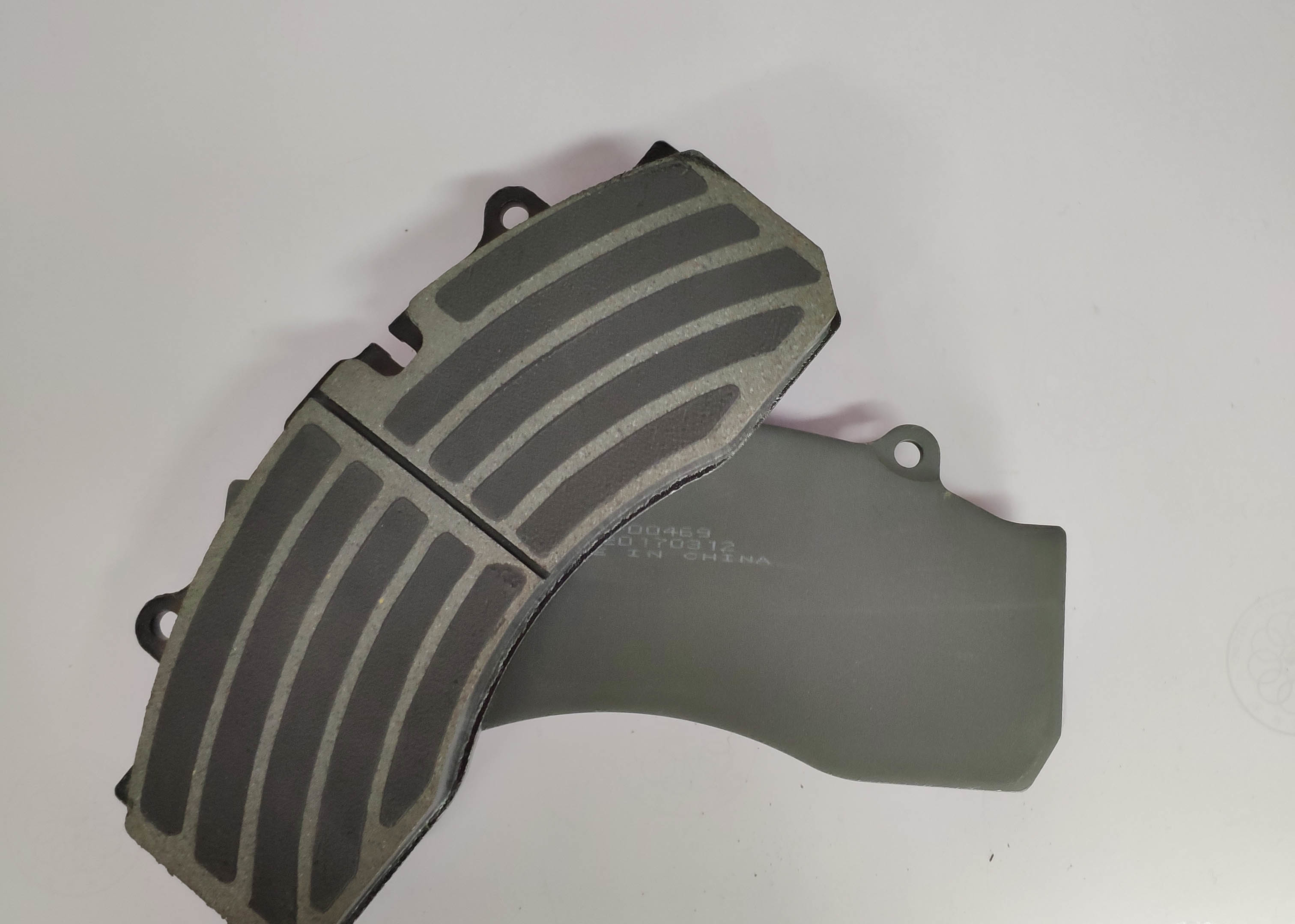Automobile Brake Pads E11- Emark Licence IATF16949 Quality Syste