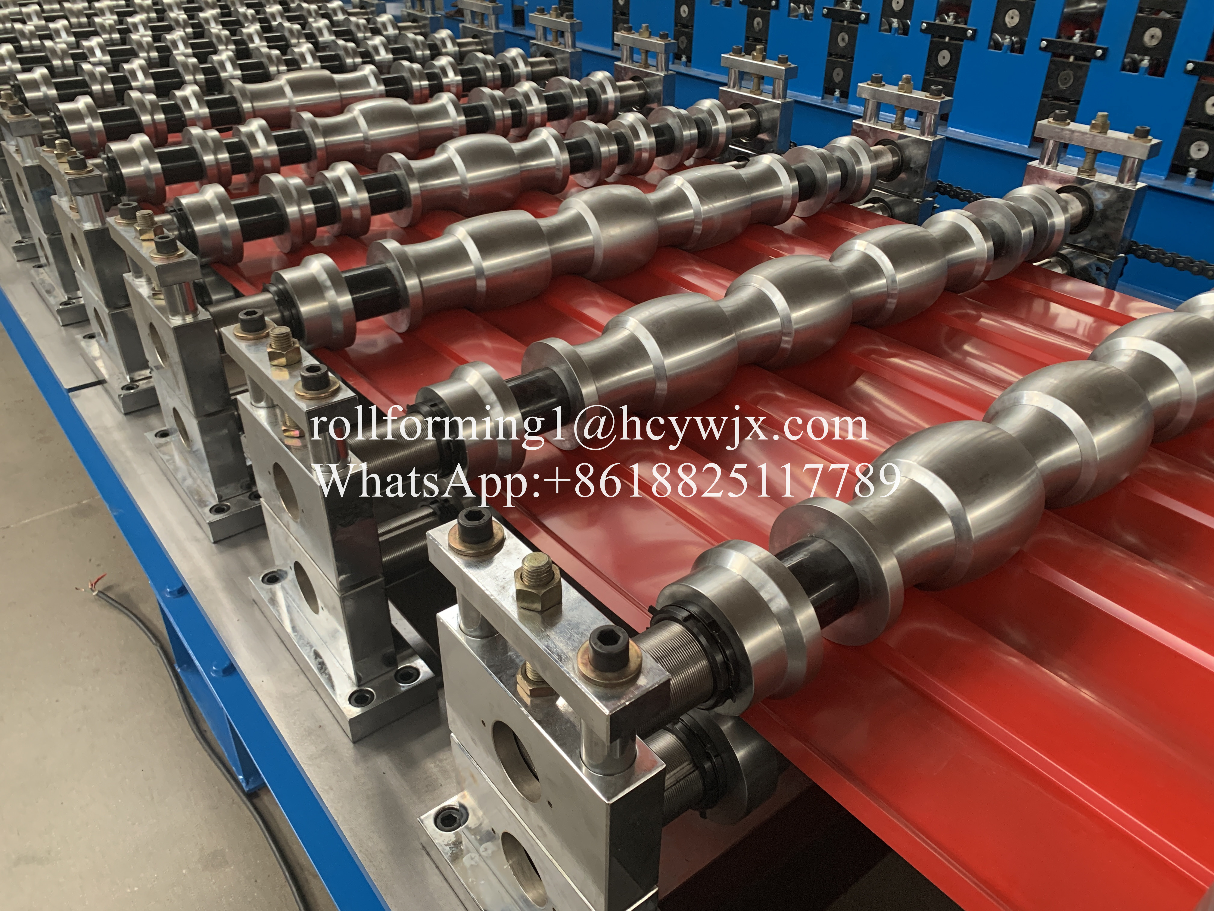 Hydraulic 2m/Min Glazed Tile Roll Forming Machine