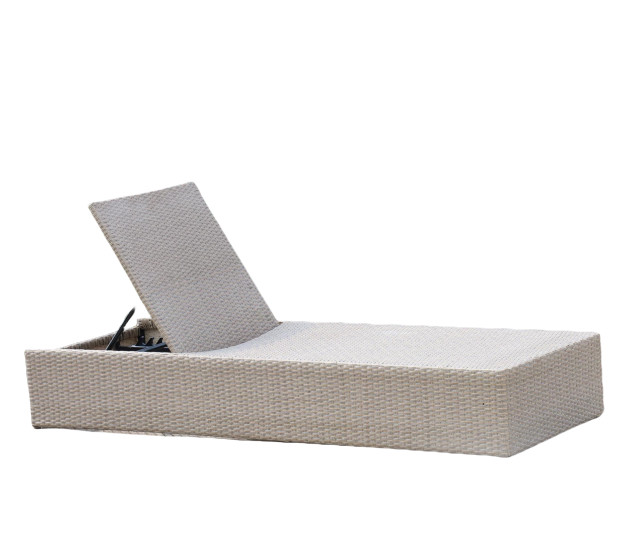 Rattan Beach Lounge Chair Sun Lounger Bed PE Rattan Garden Outdoor Swimming