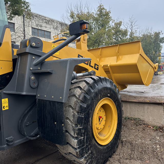 Spot Lingong SDLG 956 second-hand loader low-price promotion fast delivery