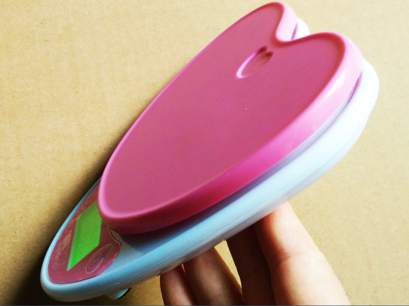 Heart Shape Electronic Food Weighing Scales Portable For Kitchen Use