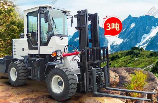 Small Port Handling Equipments , 4wd 3 To 5 Ton Off - Road Hydraulic Forklift