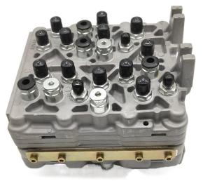 Quality Casting Hydraulic Control Valve Excavator Spare Parts For Construction Works wholesale