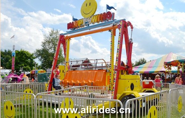 Mini fairground rides ferris wheel with trailer mounted carnival rides for sale