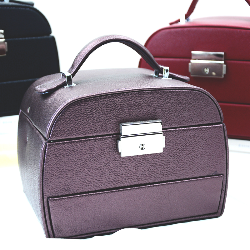 Fashionable Colored Portable Travel Jewelry Box Custoner Size For Cosmetics