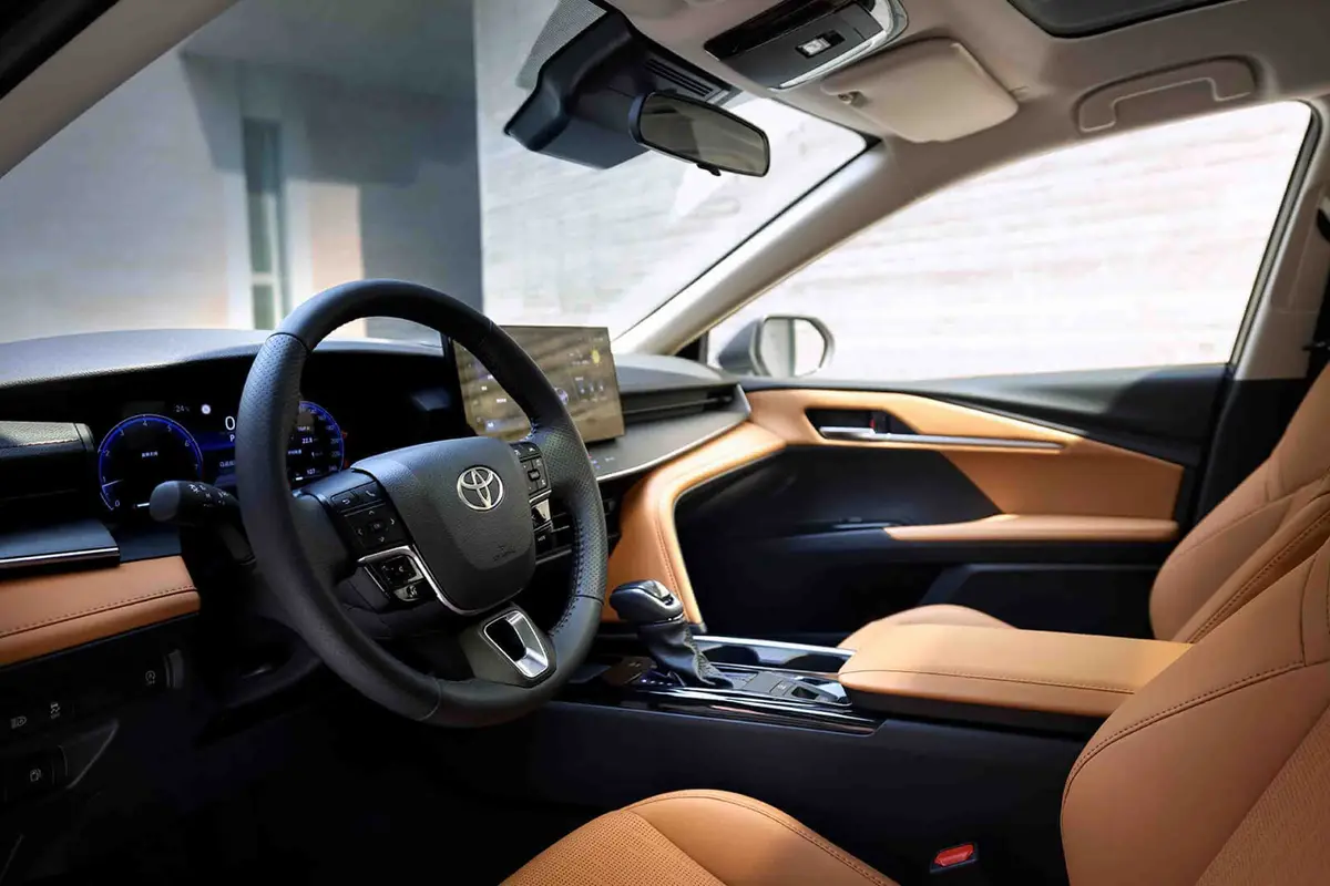 Camrys 2024 25G Version Hybrid Car 25 HE Elite PLUS Toyota Second Hand Used Cars Max Speed 205 Km/h No Fast Charging Time