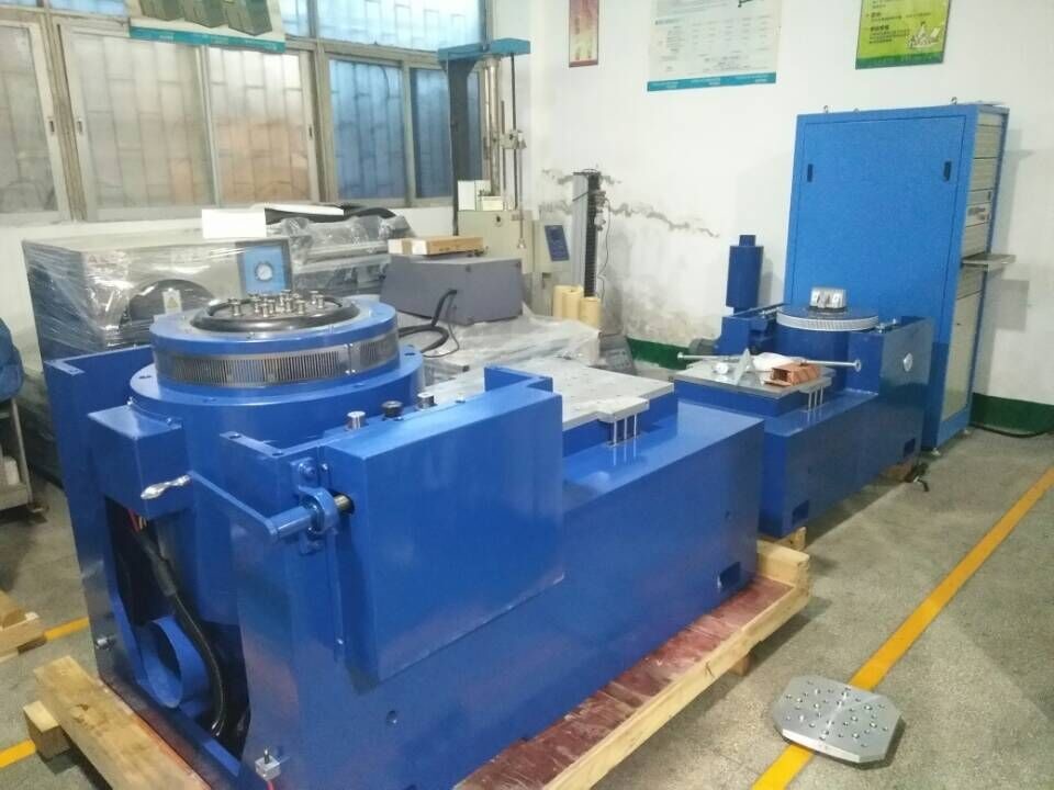 Laboratory Electrodynamic Vibration Shaker With Horizontal Bench